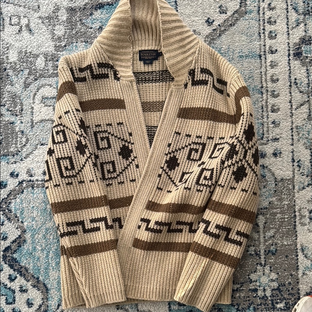 Pendleton Beige and Brown Men's Sweater